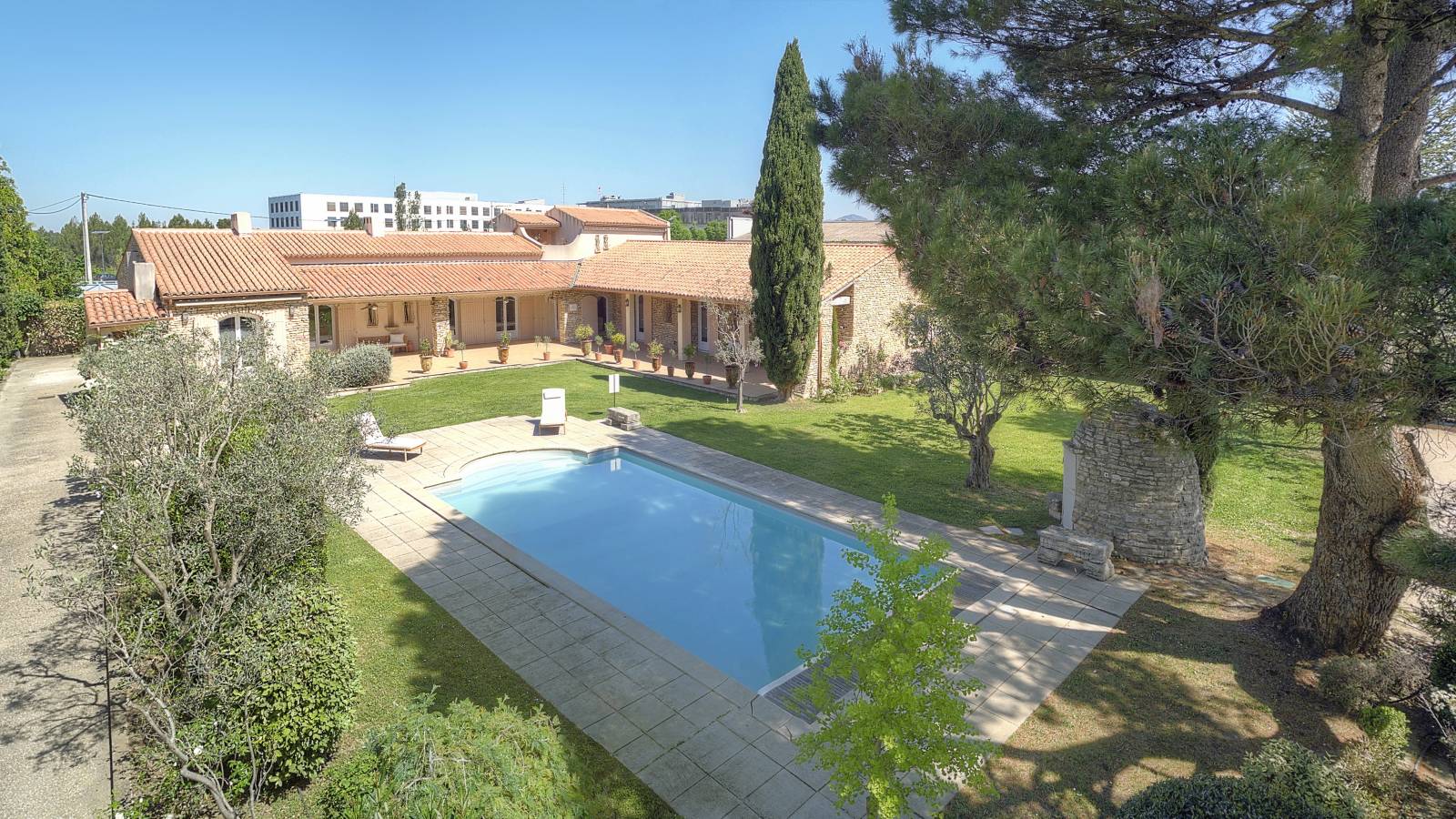 Architecte d’intérieur pour villa à Saint-Paul-de-Vence : rénovation et aménagement sur mesure