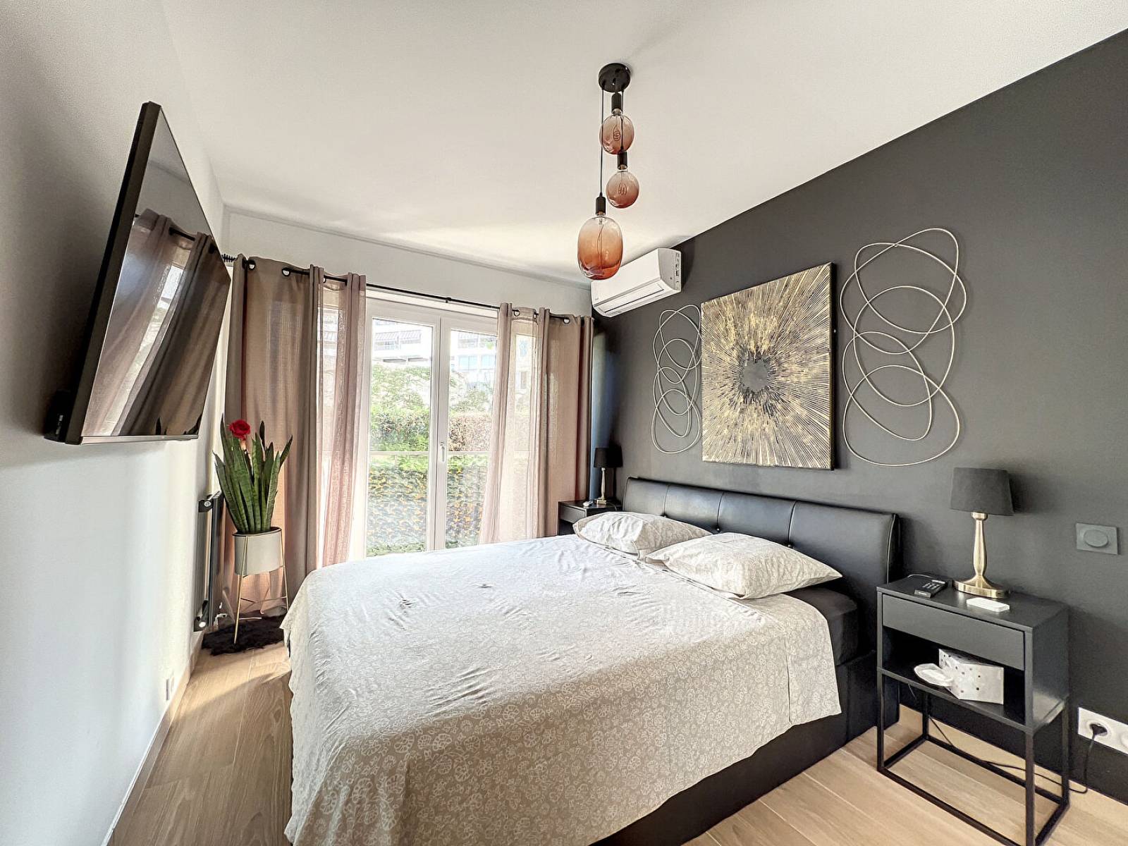 rénovation chambre à Cannes