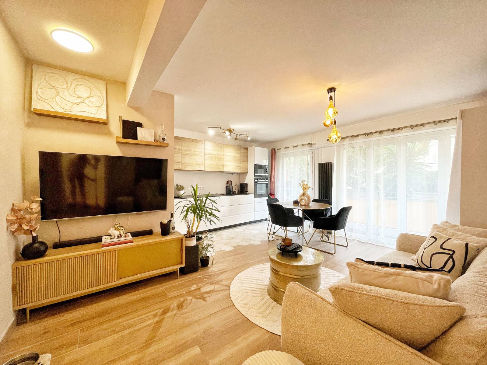 Rénovation d’un appartement T2 avec un architecte d’intérieur vers Cannes