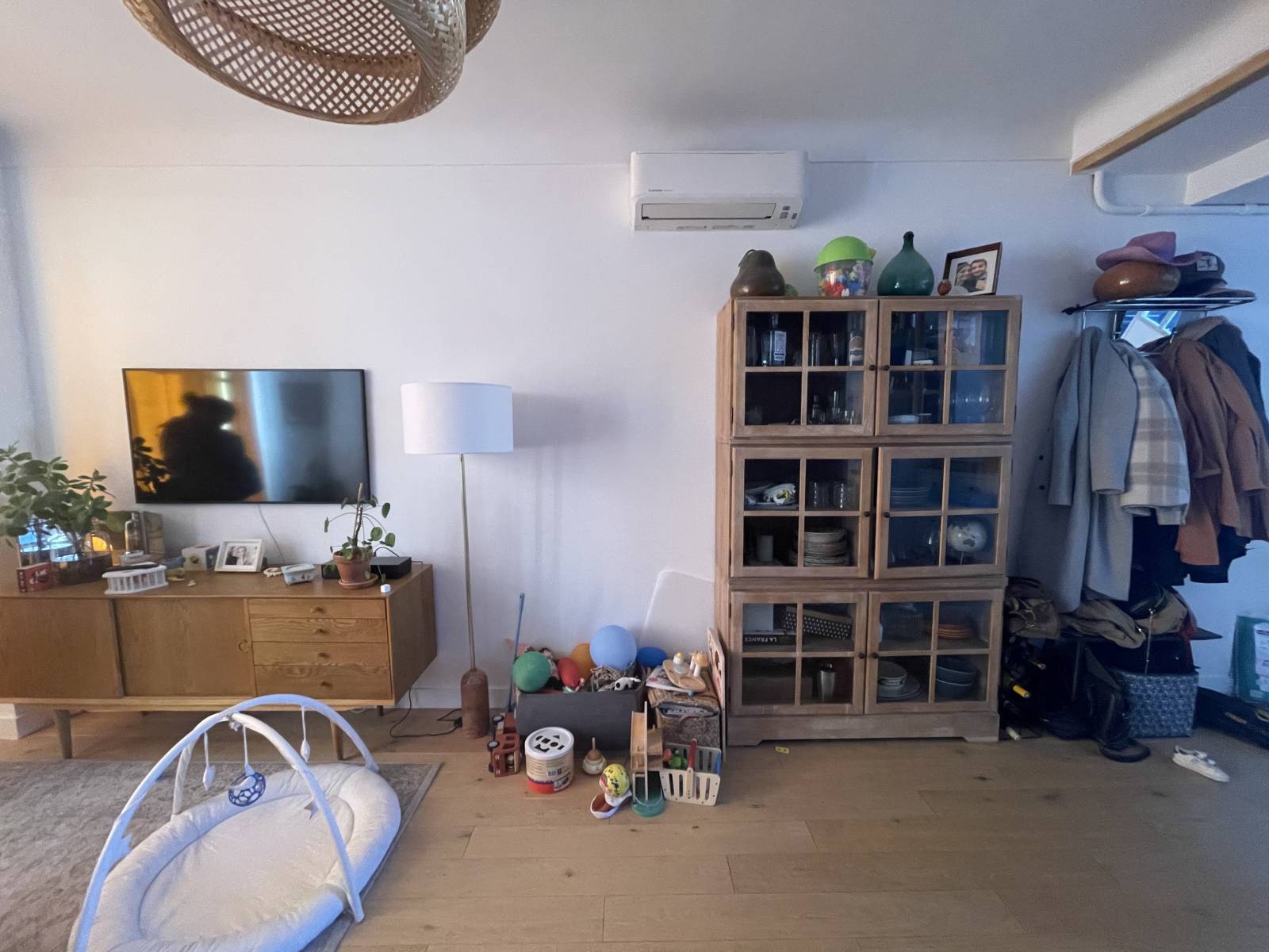 Conseils et accompagnement pour embellir votre appartement à l'aide d'un décorateur d'intérieur à Antibes