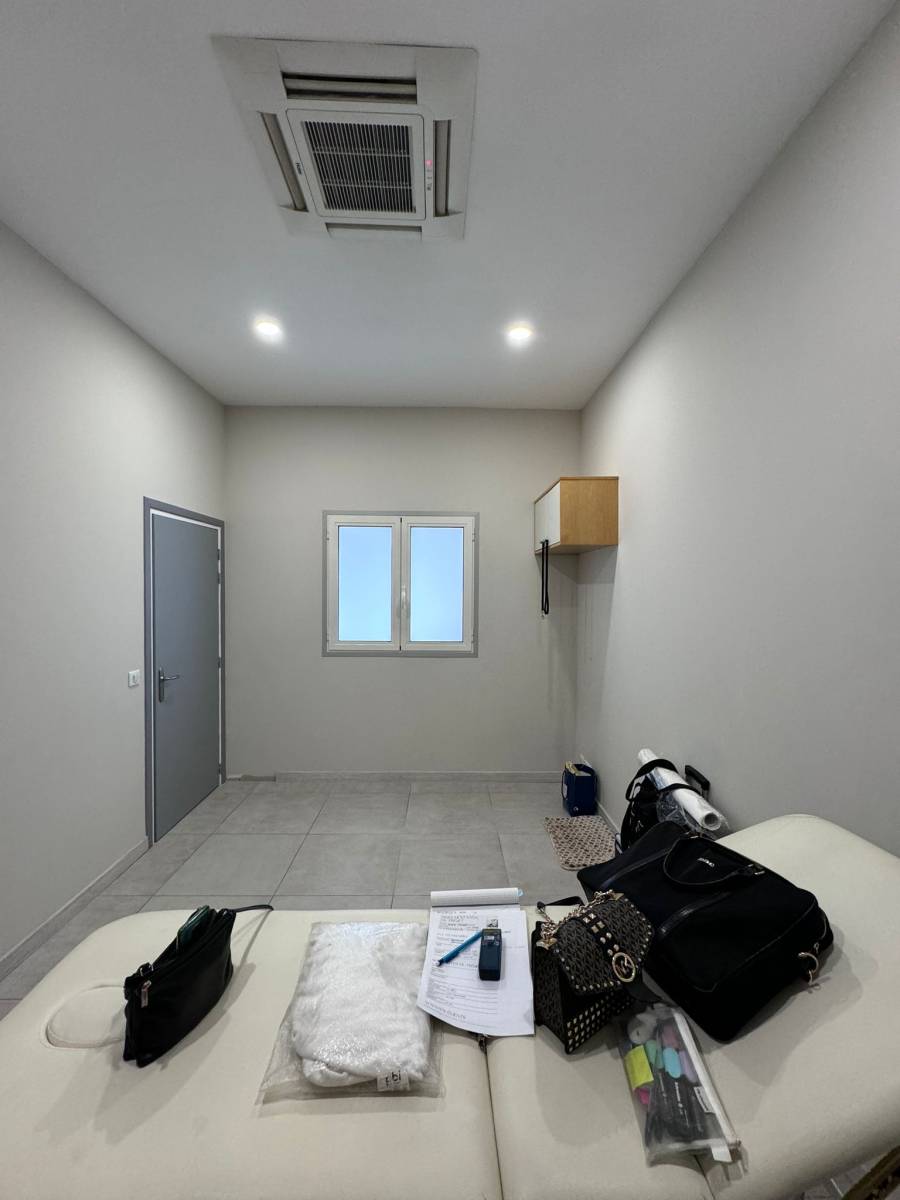 Trouver un architecte d'intérieur avec suivi de chantier pour son local professionnel sur Cannes
