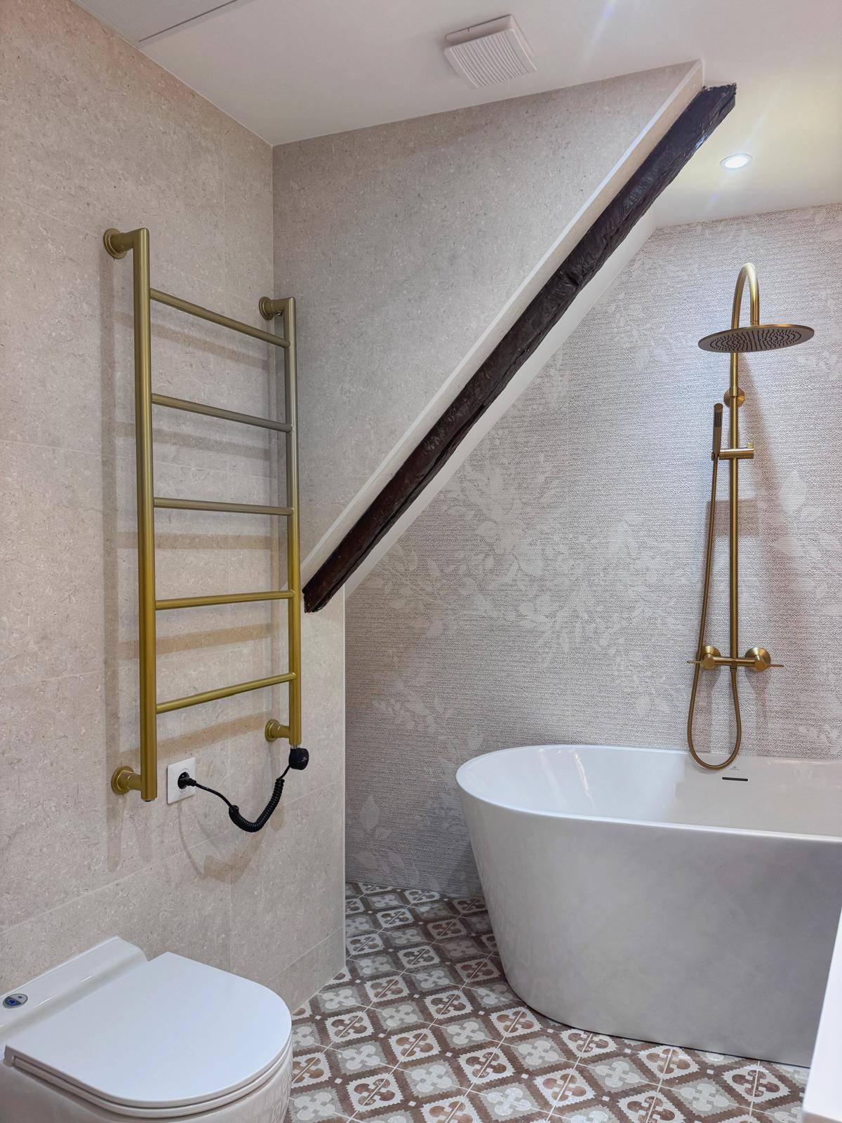 Rénover une salle de bain moderne et provençale haut de gamme sur Nice