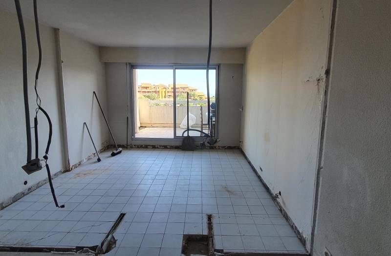 Optimisation d’un appartement studio avec un architecte d’intérieur dans l’Esterel