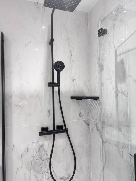 Détail du sanitaire d'une salle de bain