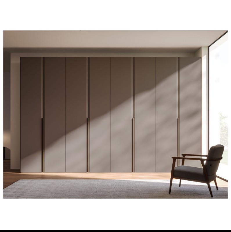 Dressing haut de gamme avec rendez vous à domicile avec un professionnel que Cannes